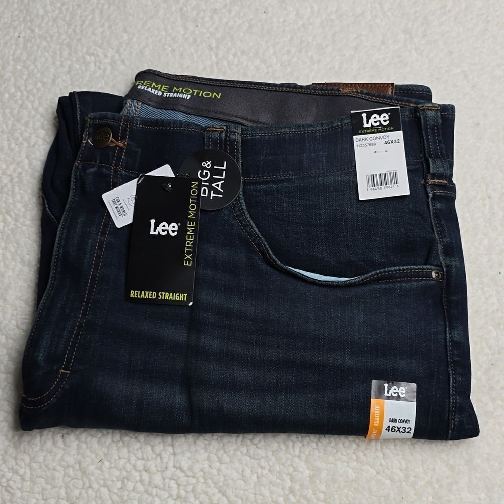 665 NWT Men's Extreme Motion Relaxed Straight Jean Size 46x32  Dark Convoy - Picture 3 of 8